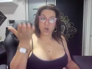 Camsoda Watch Live Sex Cams of tiffanywiilson