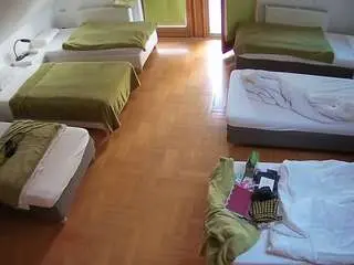 Camsoda Adult Webcams of voyeurcam-julmodels-bed-6