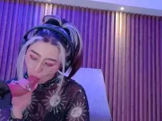 Camsoda Watch Live Sex Cams of emily-white9