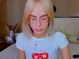 Camsoda Free Porn Cam of bellatip