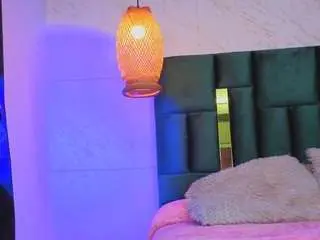 Camsoda Live Sex of emilia-monroee