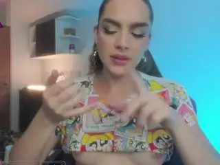 Camsoda Nude Webcam of mariiahneedles