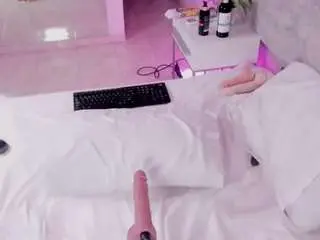 Camsoda Live Porn of roussweet