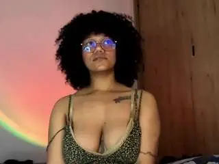 Camsoda Adult Webcam of emma-ruiz