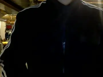 Chaturbate Free Live Porn of bigdickshowoff9877