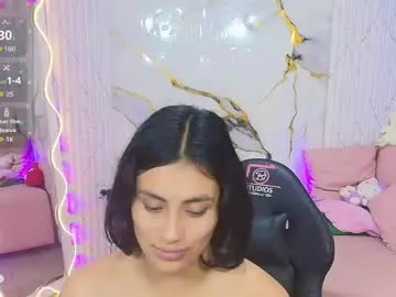 Chaturbate Live Sex Cam of peachy_tay