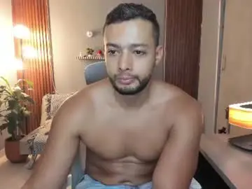 Chaturbate Live Porn of j_calix