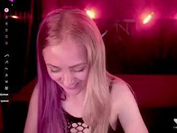 Chaturbate Sex Cam of dramaquenn