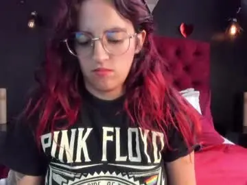 Chaturbate Live Sex Cam of laia_jonees