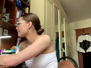 Chaturbate Watch Live Sex Cams of lucindascercy