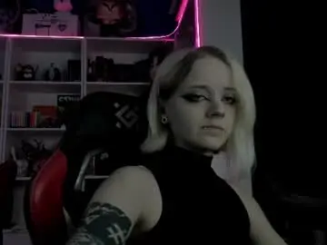 Chaturbate Live Porn of holy_mistresss