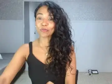 Chaturbate Watch Live Sex Cams of selene_bubble