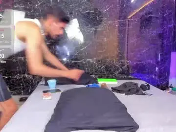 Chaturbate Live Sex Cam of leo_vesper