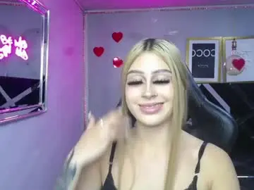 Chaturbate Live Sex Cam of scarlet_queen_v