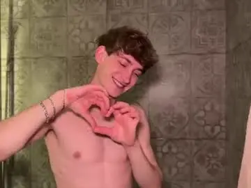 Chaturbate Free Porn Cam of aronyou_win