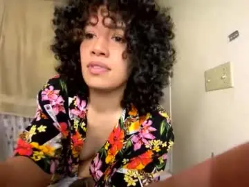 Chaturbate Live Porn of chunkiiluvrs
