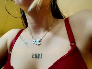 Chaturbate Live Porn of valentina__r