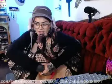 Chaturbate Free Porn Cam of sarahmoonsg