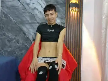 Chaturbate Free Porn Cam of noahwalker__