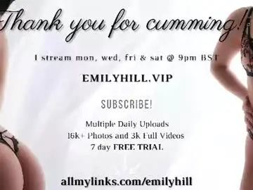 Chaturbate Free Live Porn of littlee33