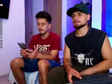 Chaturbate Adult Webcams of aron_santoro1