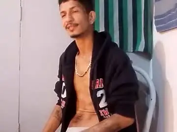 Chaturbate Free Live Porn of theyllorwillians