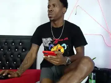 Chaturbate Live Porn of damian_hart_24cm