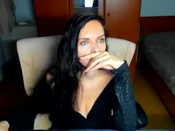 Chaturbate Live Sex of sexqueen1111