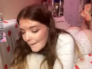 Chaturbate Best live sex cam show of lily__moon_