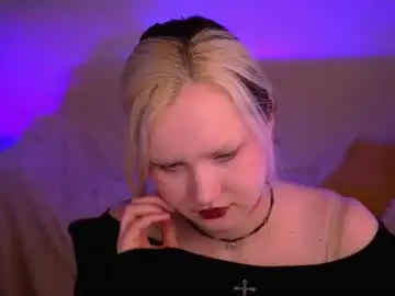 Chaturbate Watch Live Sex Cams of violettwoods