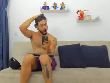 Chaturbate Watch Live Sex Cams of straight__friends