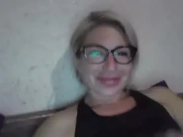 Chaturbate Sex Chat of fox_red_lady7