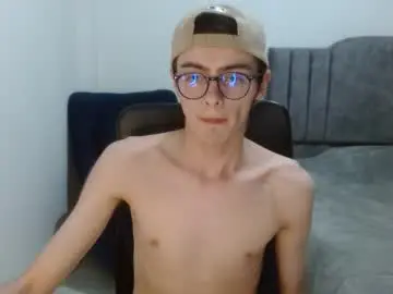 Chaturbate Watch Live Sex Cams of stiv_grant
