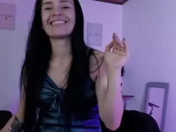 Chaturbate Free Live Porn of cristal_hilton_10