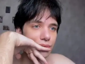 Chaturbate Watch Live Sex Cams of zombde32
