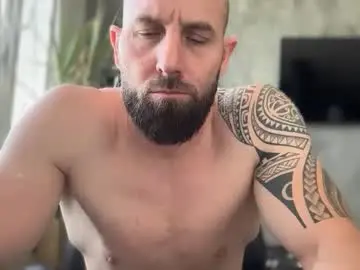 Chaturbate Live Sex Cam of tommyx01