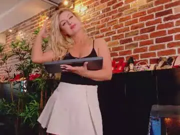 Chaturbate Free Porn Cam of helenceccile