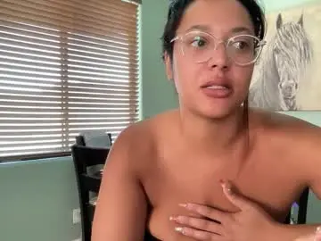Chaturbate Adult Video Chat of dreamyriri