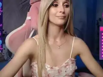 Chaturbate Adult Video Chat of strongalice