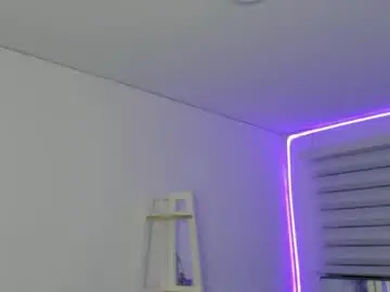 Chaturbate Live Sex Cam of mady_braley