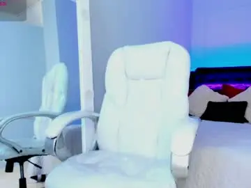 Chaturbate Live Sex Cam of alex_cute77