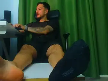 Chaturbate Adult Webcams of andrewbanner