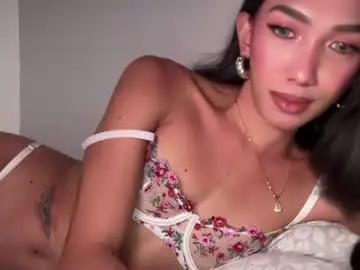 Chaturbate Free Live Porn of azalea_cum69
