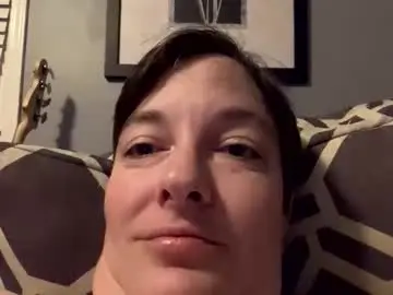 Chaturbate Sex Cam of daddyslittledefect666