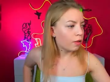 Chaturbate Best live sex cam show of lyra_donna