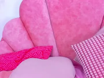 Chaturbate Live Sex Cam of myapril__