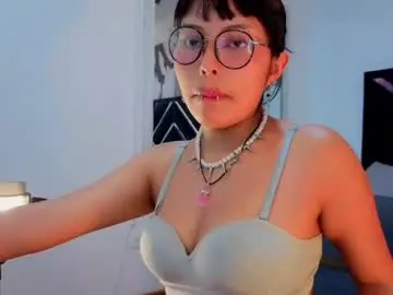Chaturbate Live Sex Cam of hannita_01