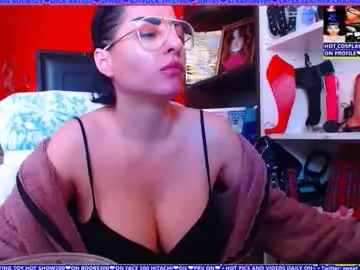 Chaturbate Adult Webcams of cuminmenowbby