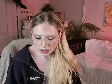Chaturbate Live Sex Cam of jes_solar
