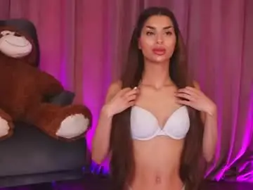 Chaturbate Best live sex cam show of zariaavera
